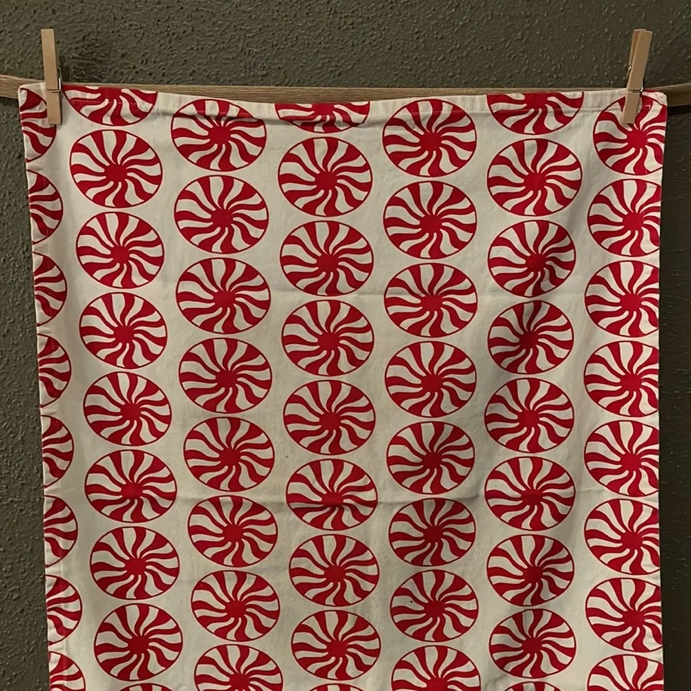 Crate & Barrel Peppermint Dishtowel